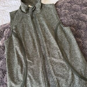 Under Armour exercise vest